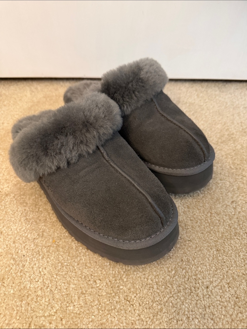 UGG Women's Disquette Slippers - Charcoal Gray